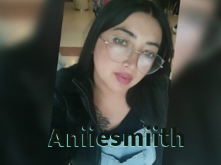 Aniiesmiith
