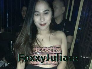 FoxxyJulia10