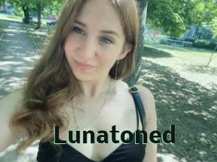Lunatoned