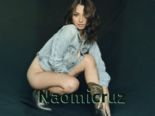 Naomicruz