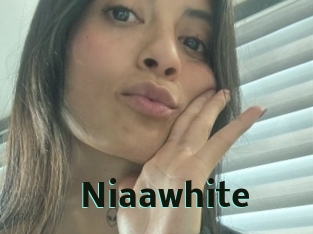 Niaawhite