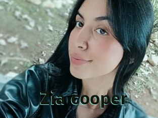 Zia_cooper